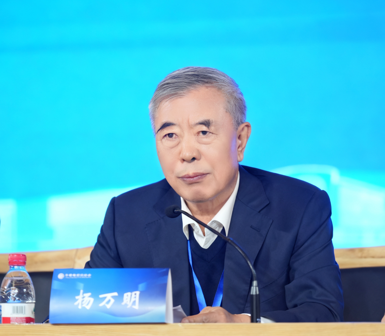 微信图片_2025-10-23_094242_743.png 微信图片_2025-10-23_094242_743.png