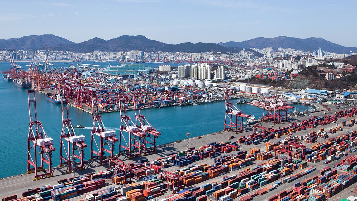 韩国将在11国扩建港口，启动31亿美元计划