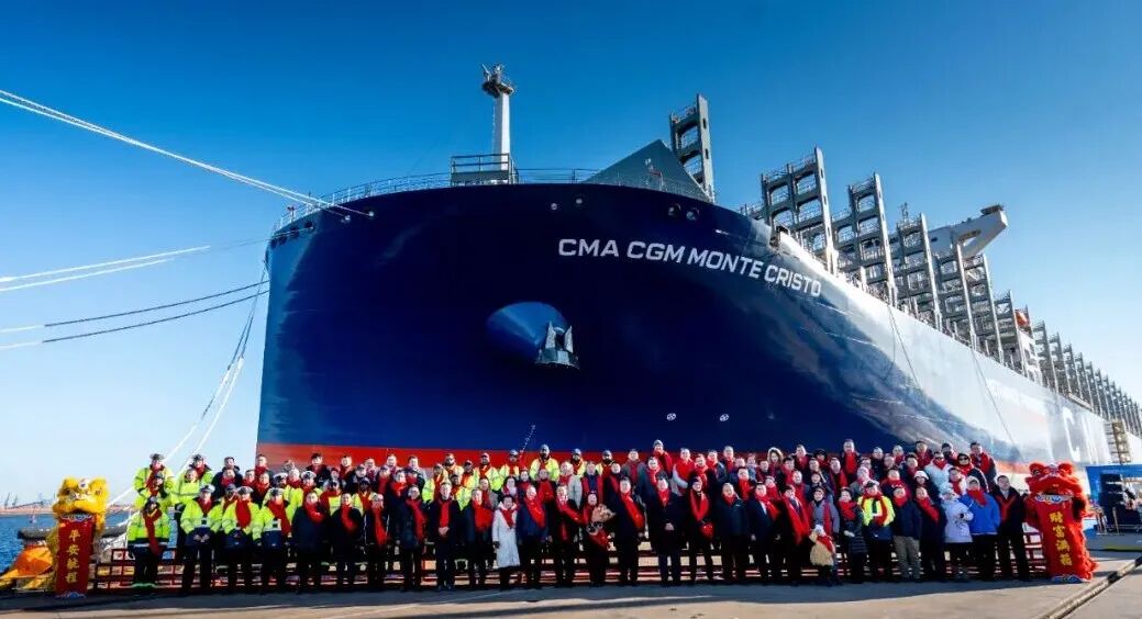 达飞“喜提”第400艘自有船！大连制造！